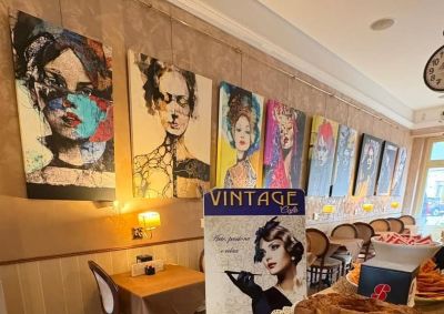 Corigliano-Rossano, al Vintage Cafè la rassegna “Giovani Talenti Crescono”: musica, arte e grandi ospiti